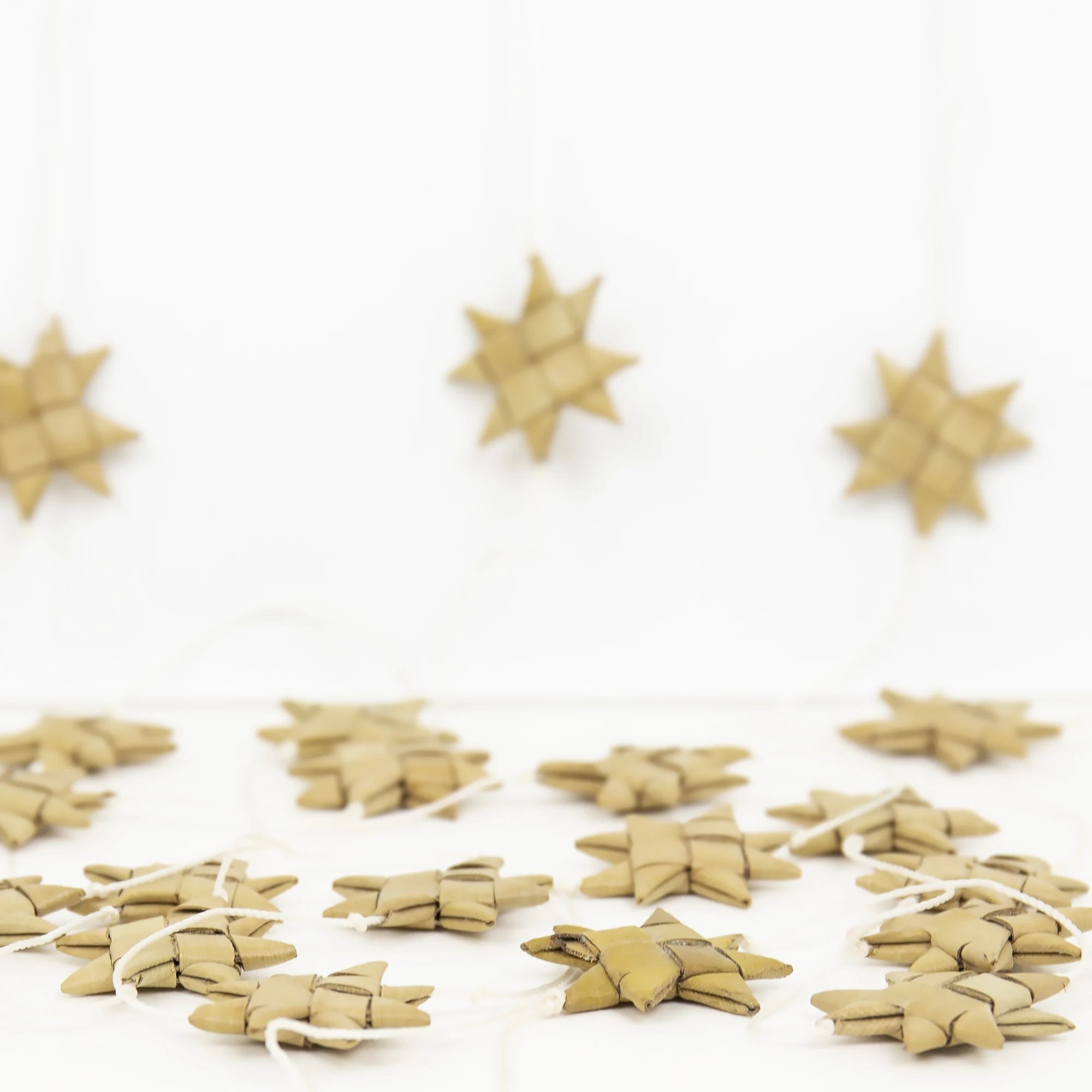 Stars On A String Hanging Garland 450cm - Lifestory