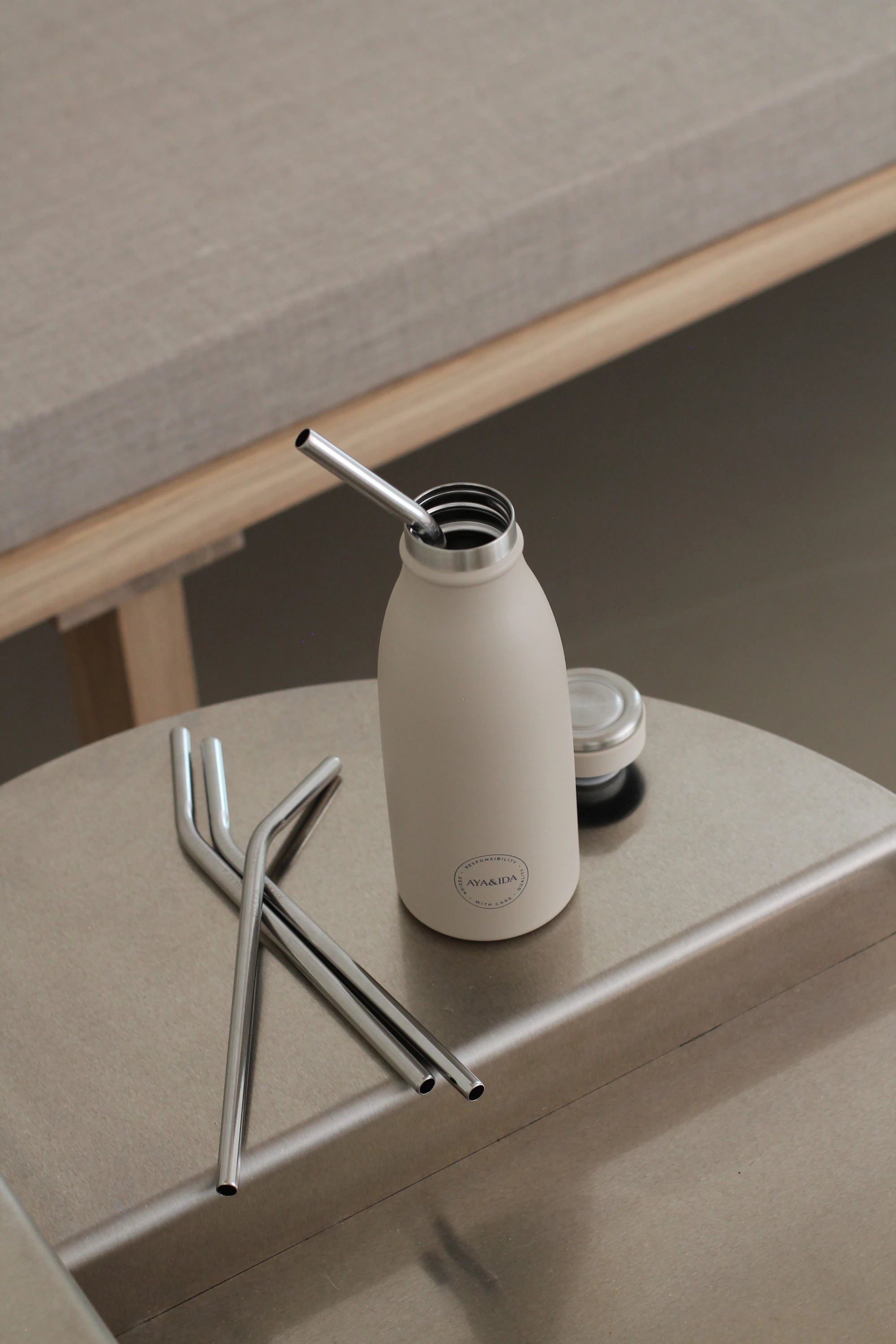 Aya&Ida Set of 4 Reusable Long Bent Steel Straws with Brush - Lifestory