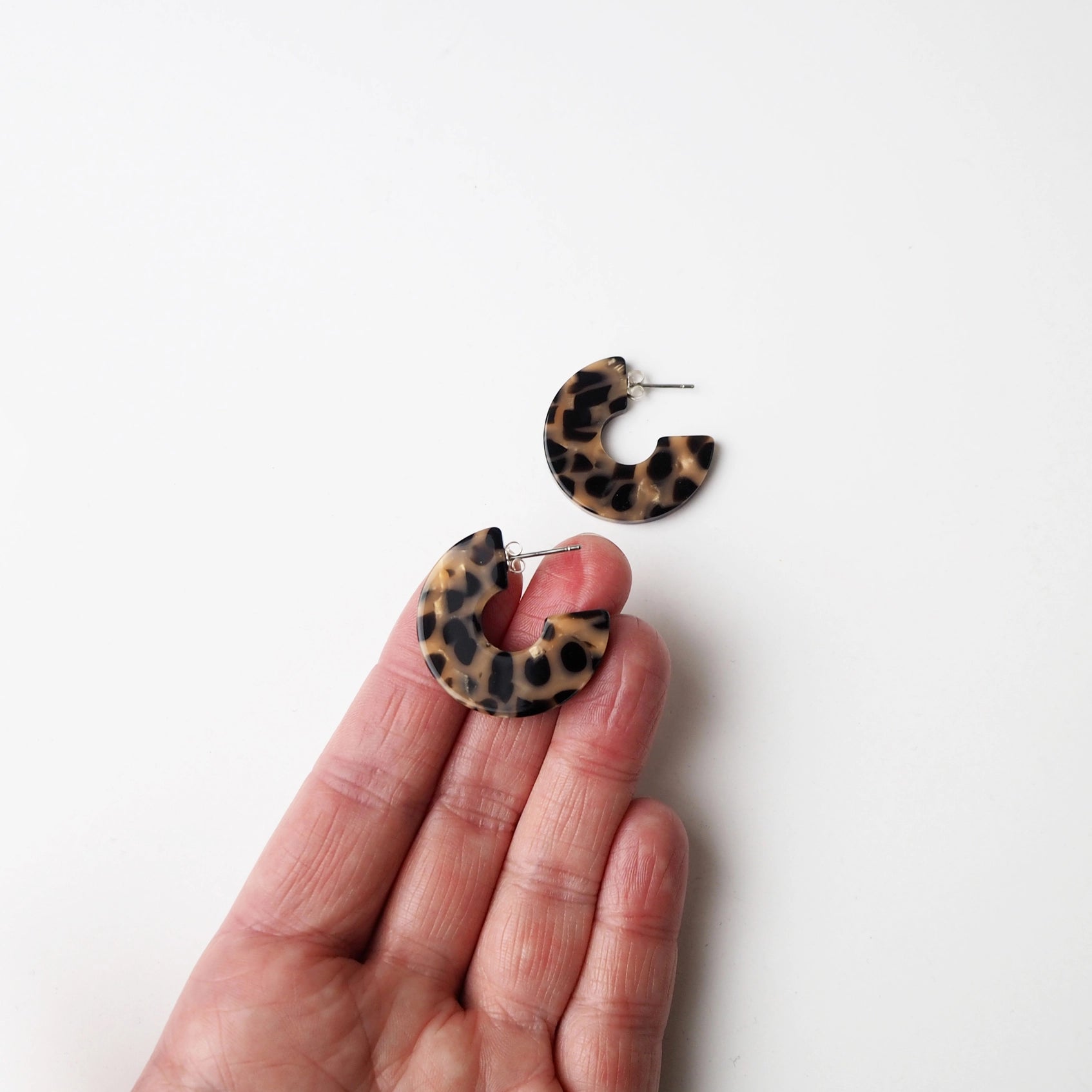 Karamell Statement Hoop Earrings | by Custom Made - Lifestory