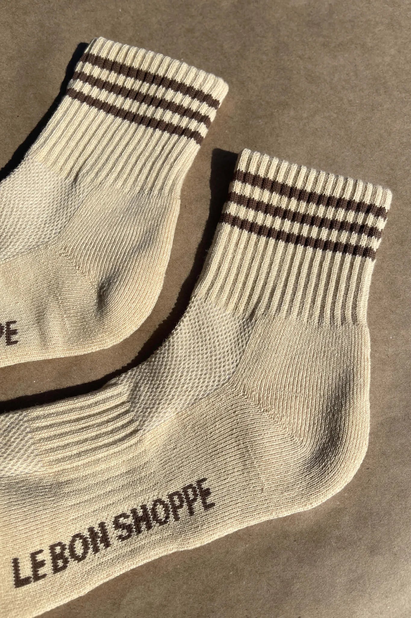 Le Bon Shoppe Girlfriend Socks in Daisy