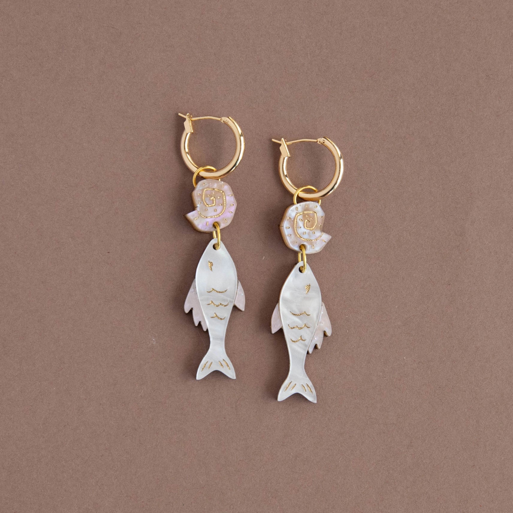 Pepper You Acrylic & Wood Anchovy & Shell Hoop Earrings in pearly white and apricot gold