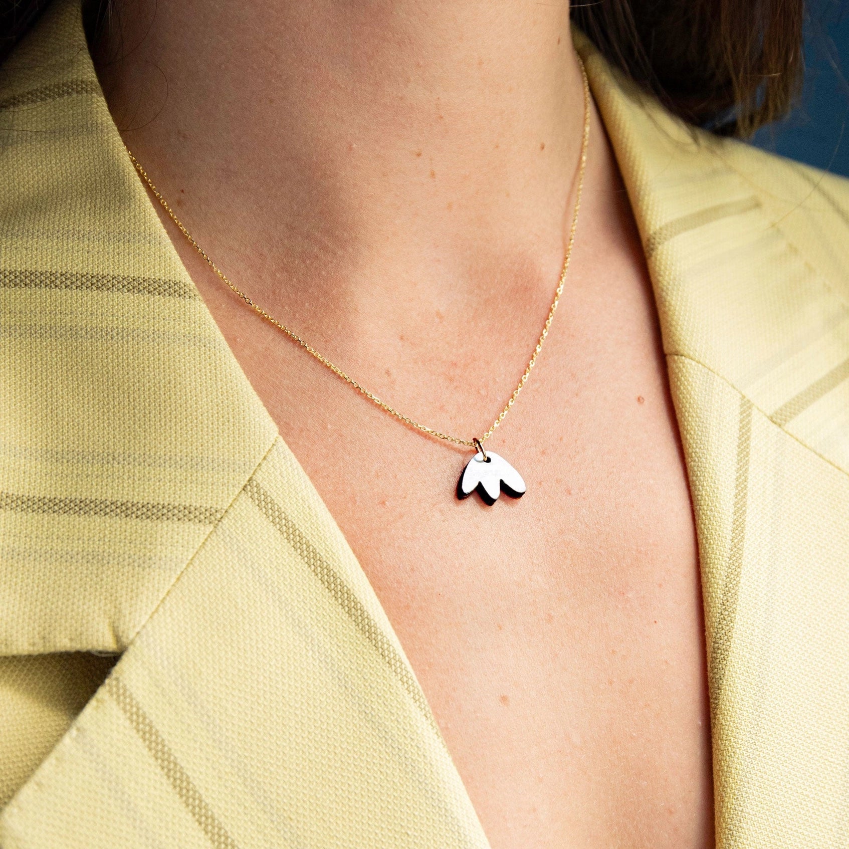 Pepper You Petal Necklace in Mother of Pearl