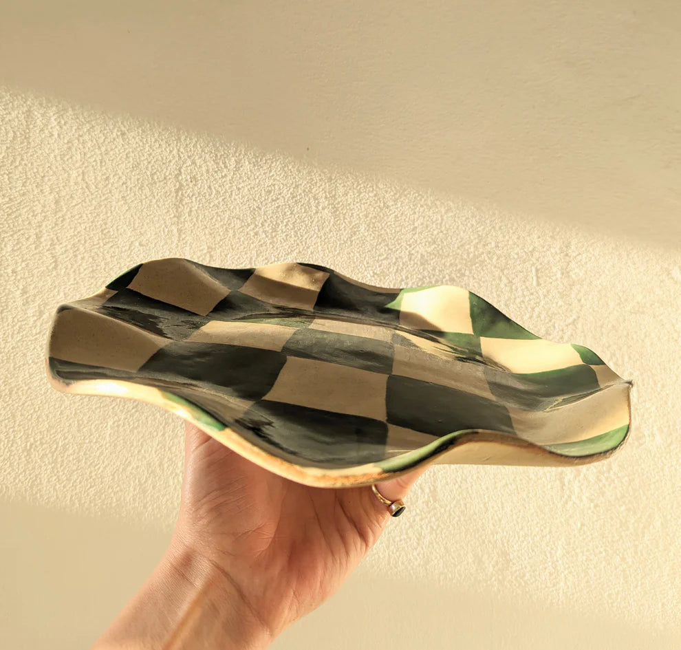 Rosie Gore Wavy Check Round Platter in Various Colours - Lifestory