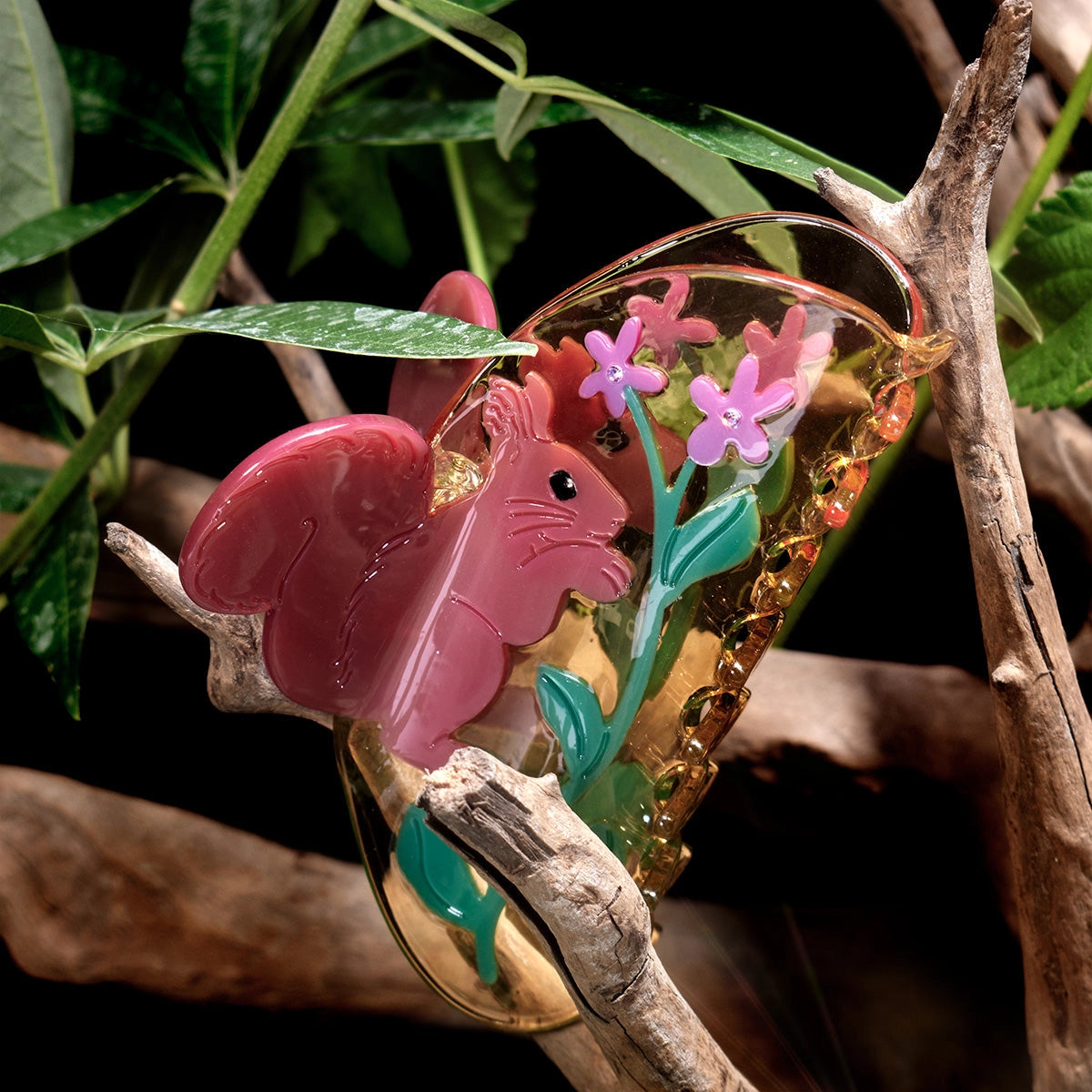 Winona Irene Red Squirrel & Wild Violet Hair Claw