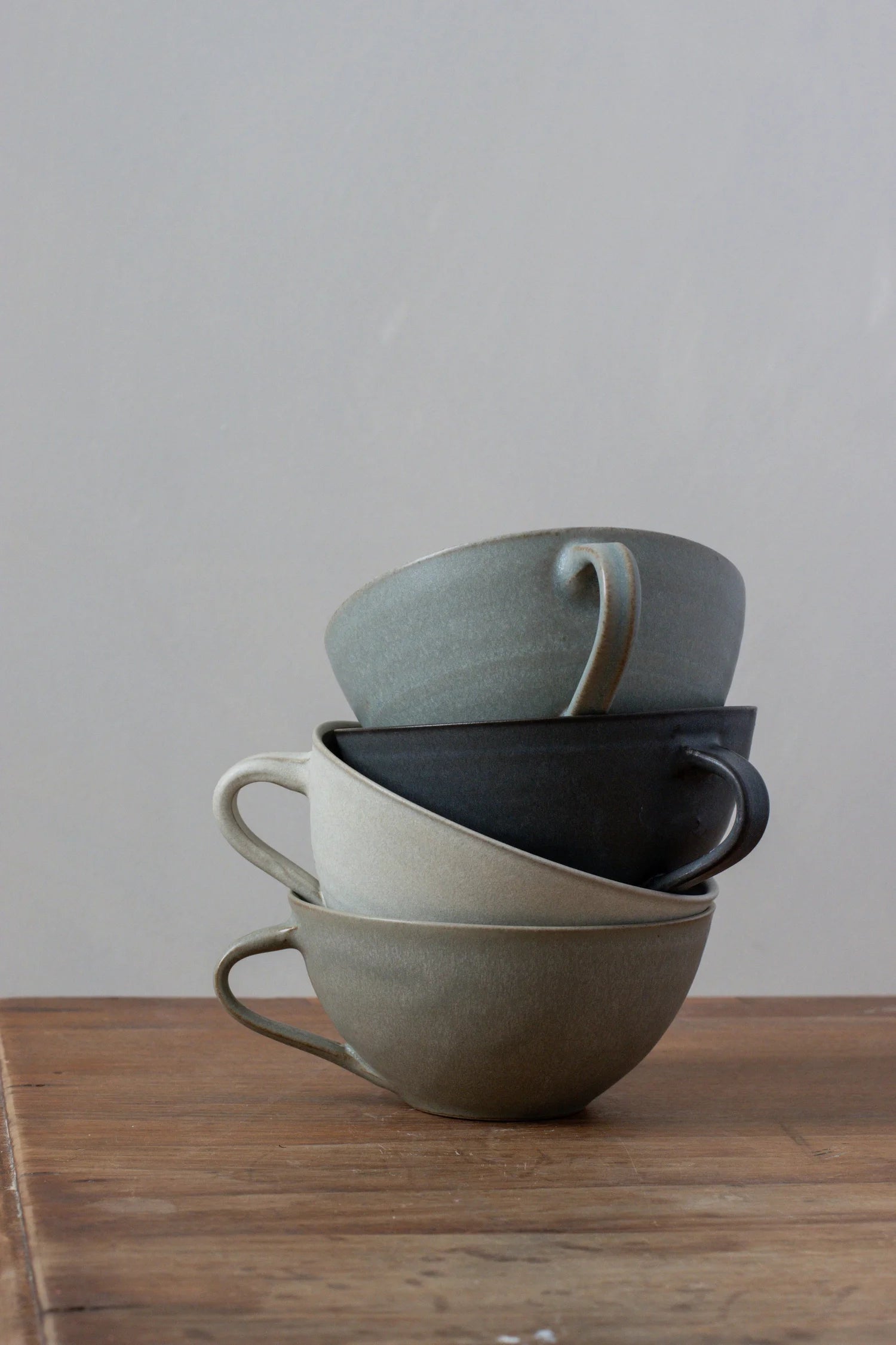 Curved Cup | Mist Blue | by Borja Moronta