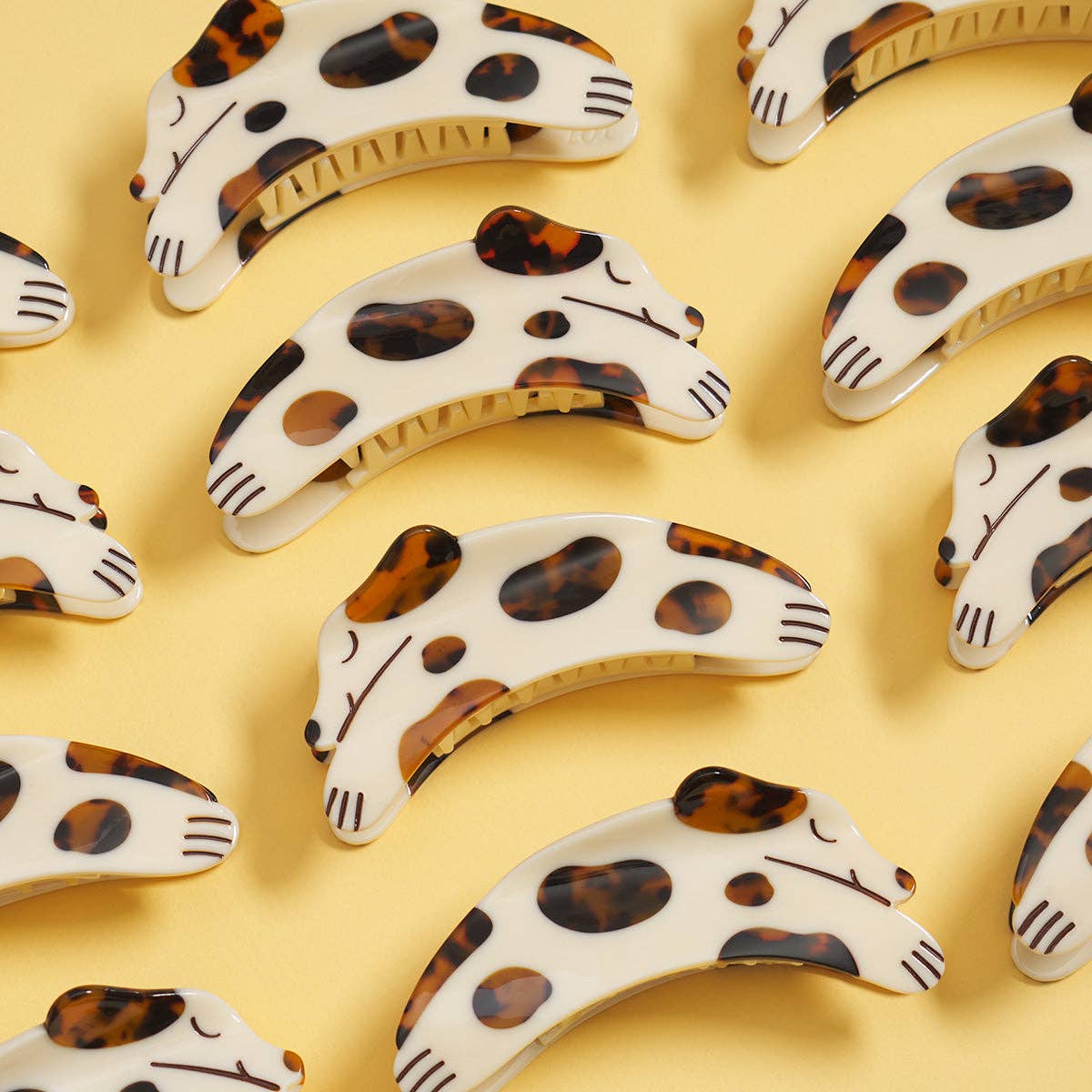 Winona Irene Tortie Puppy Dog Acetate Hair Claw - Lifestory