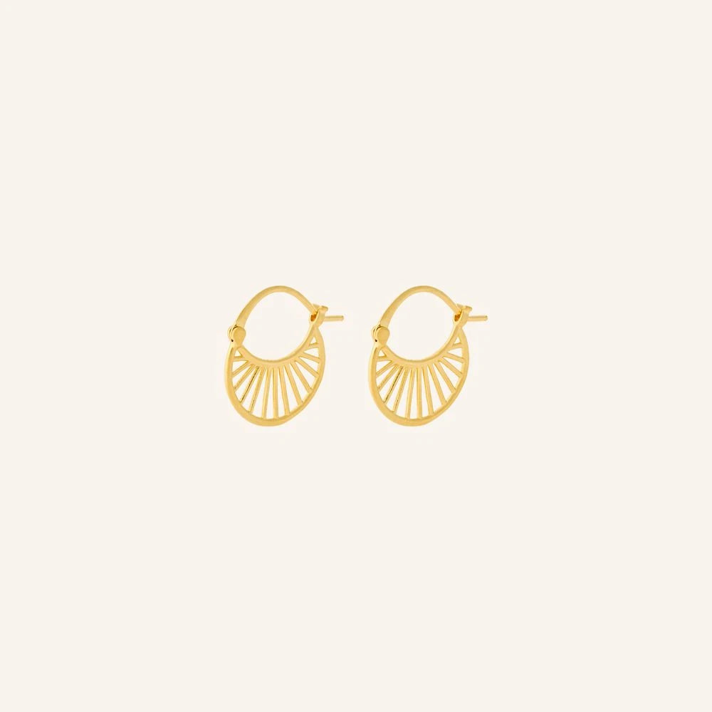 Small Daylight Earrings in Gold-Plated Silver by Pernille Corydon | Lifestory