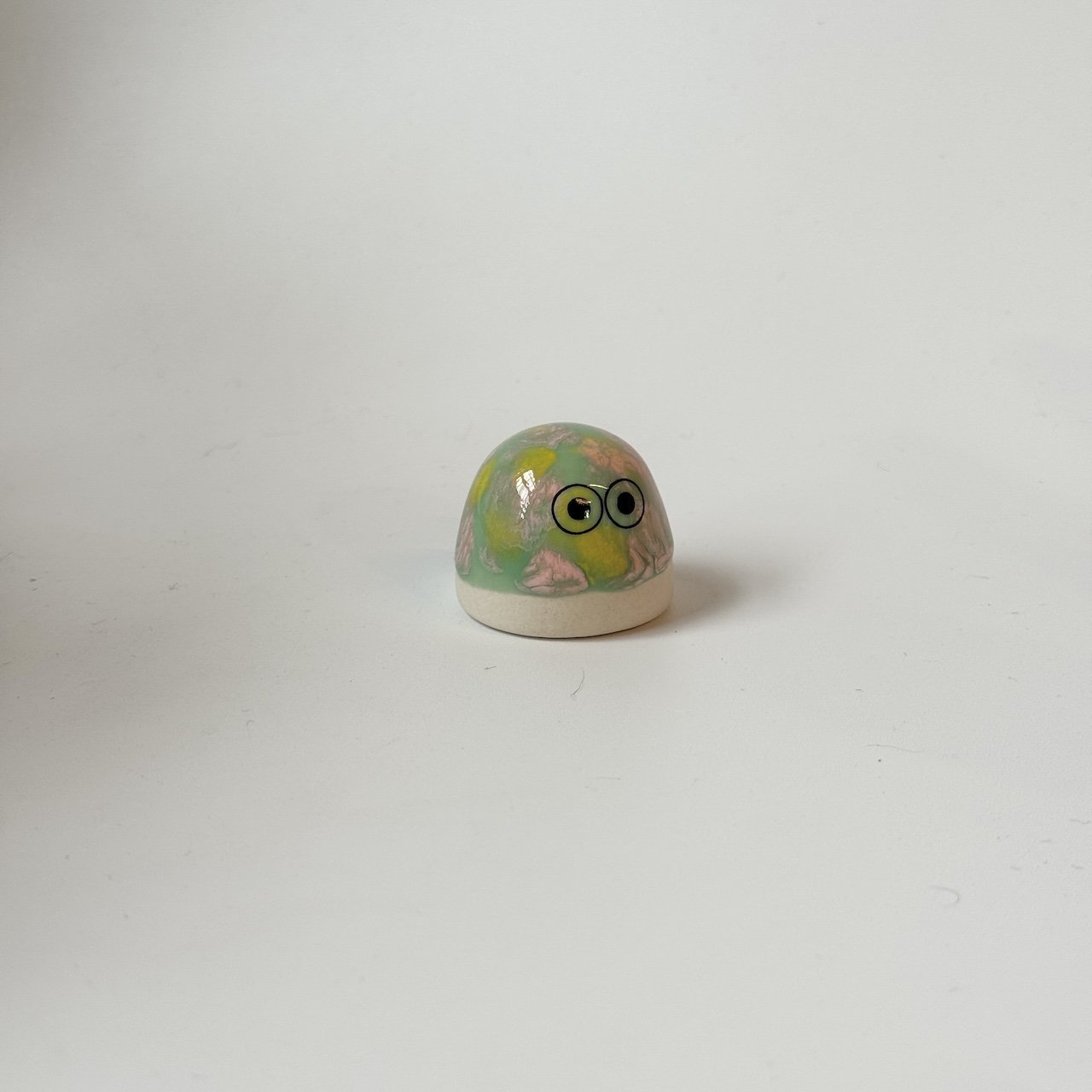 Studio Arhoj Familia Figurine | Dot | Aidan