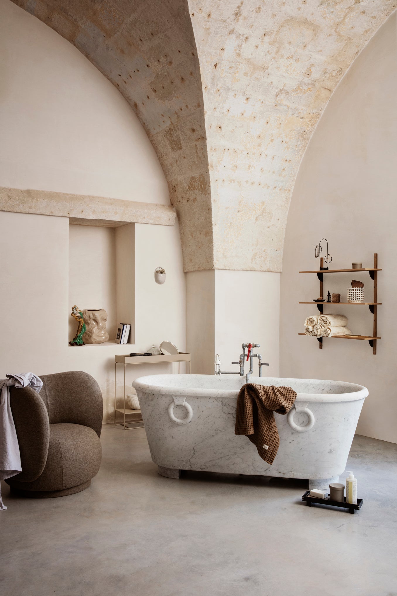 Soap Tray | Ceramic | Bon Accessories | by ferm Living - Lifestory - ferm LIVING