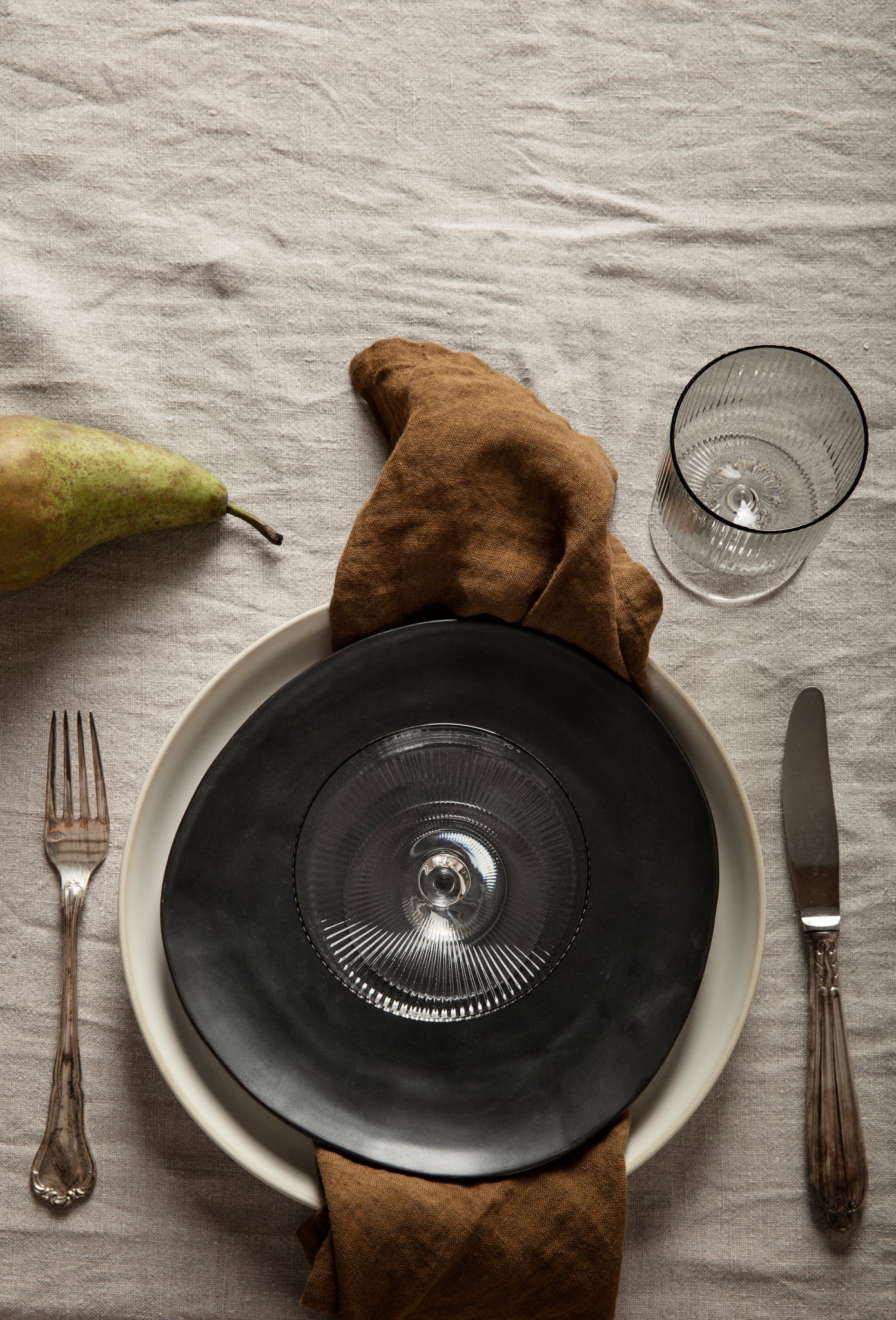Ripple wine glass | Smoked | Set of 2 | by ferm Living - Lifestory
