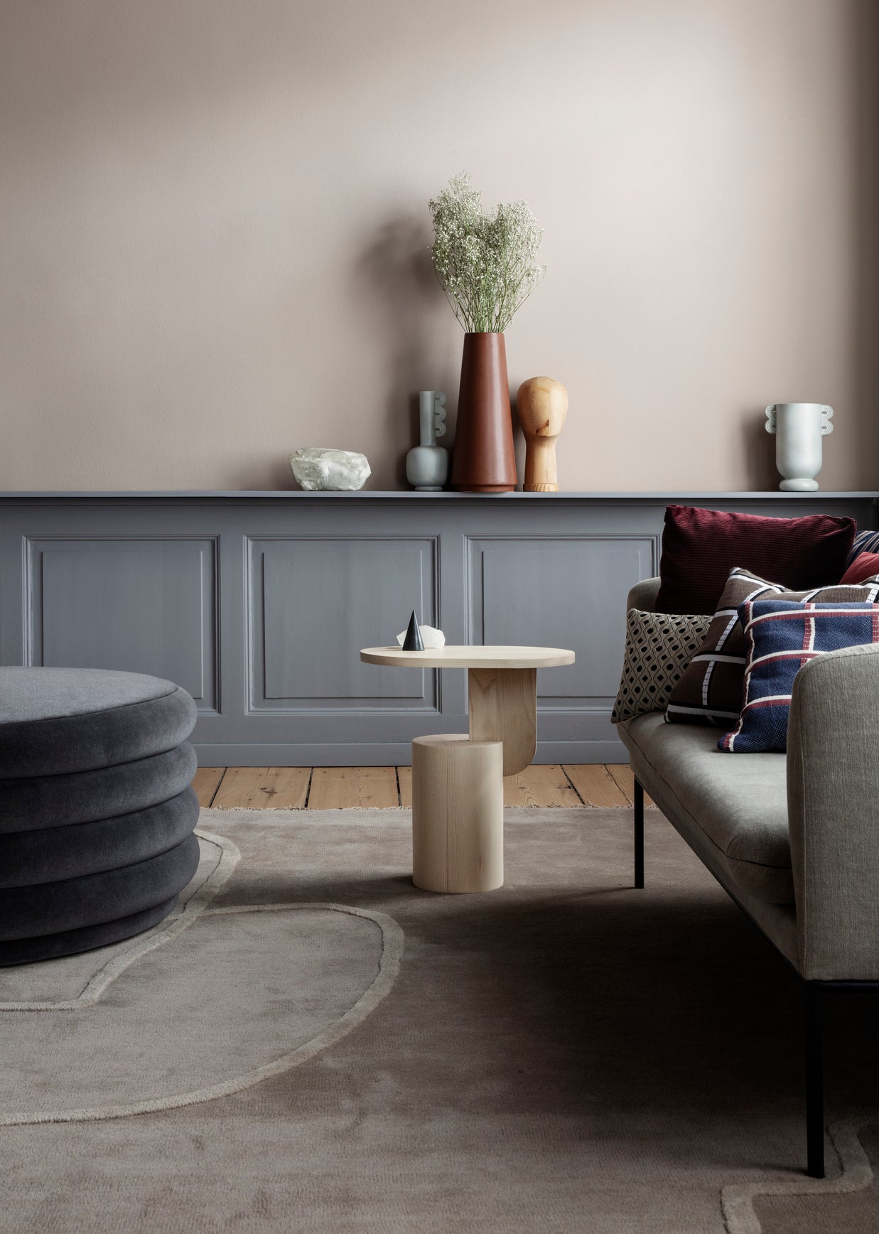 Insert Side Table in Black Ash or Natural Ash - Lifestory - ferm LIVING