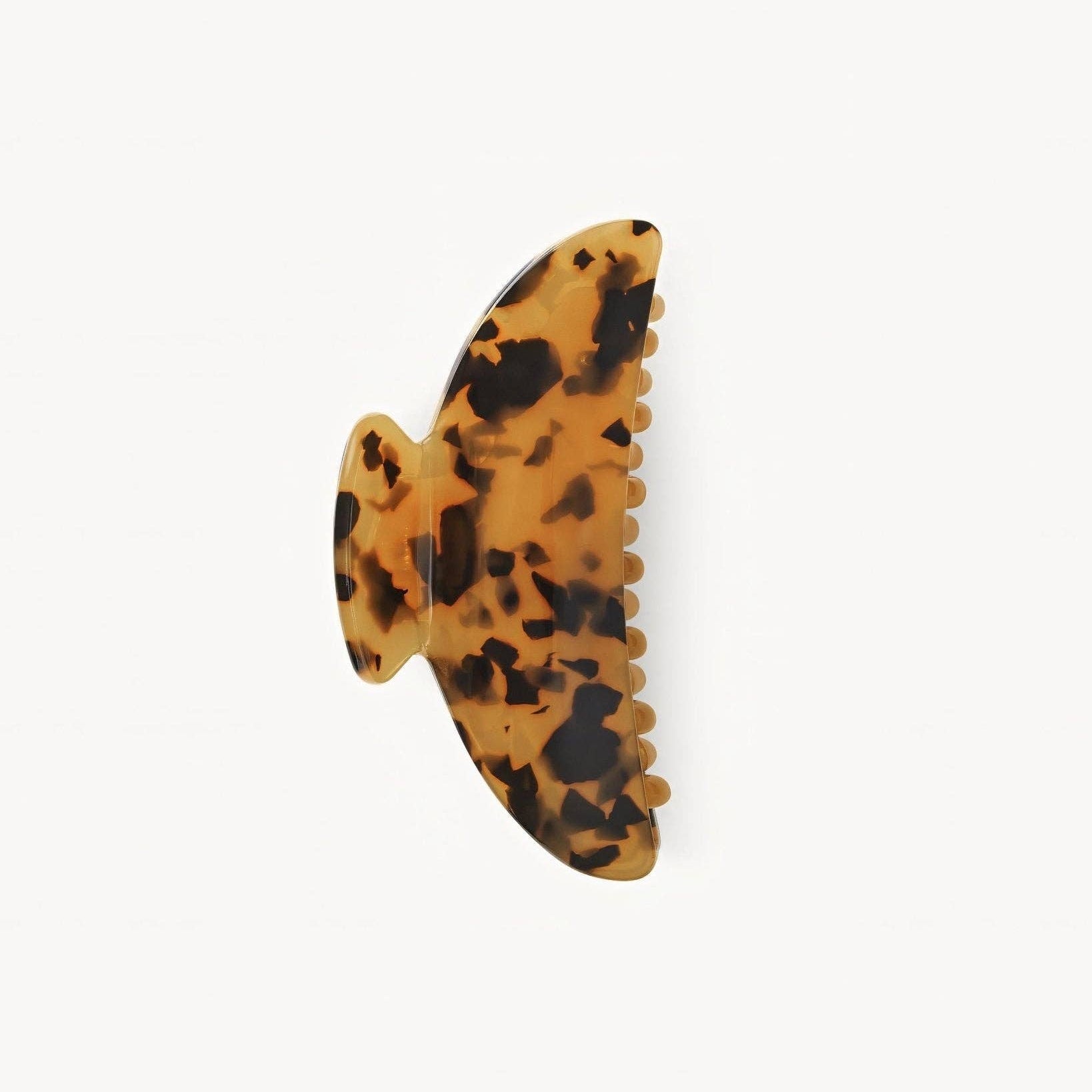 MACHETE Midi Heirloom Claw in Classic Tortoise Acetate - Lifestory