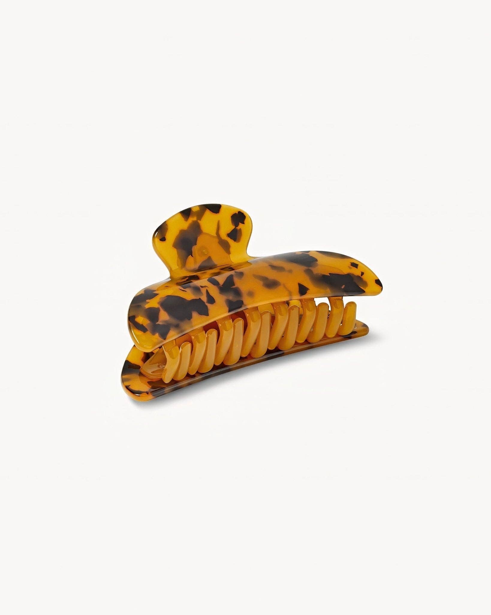 MACHETE Midi Heirloom Claw in Classic Tortoise Acetate - Lifestory