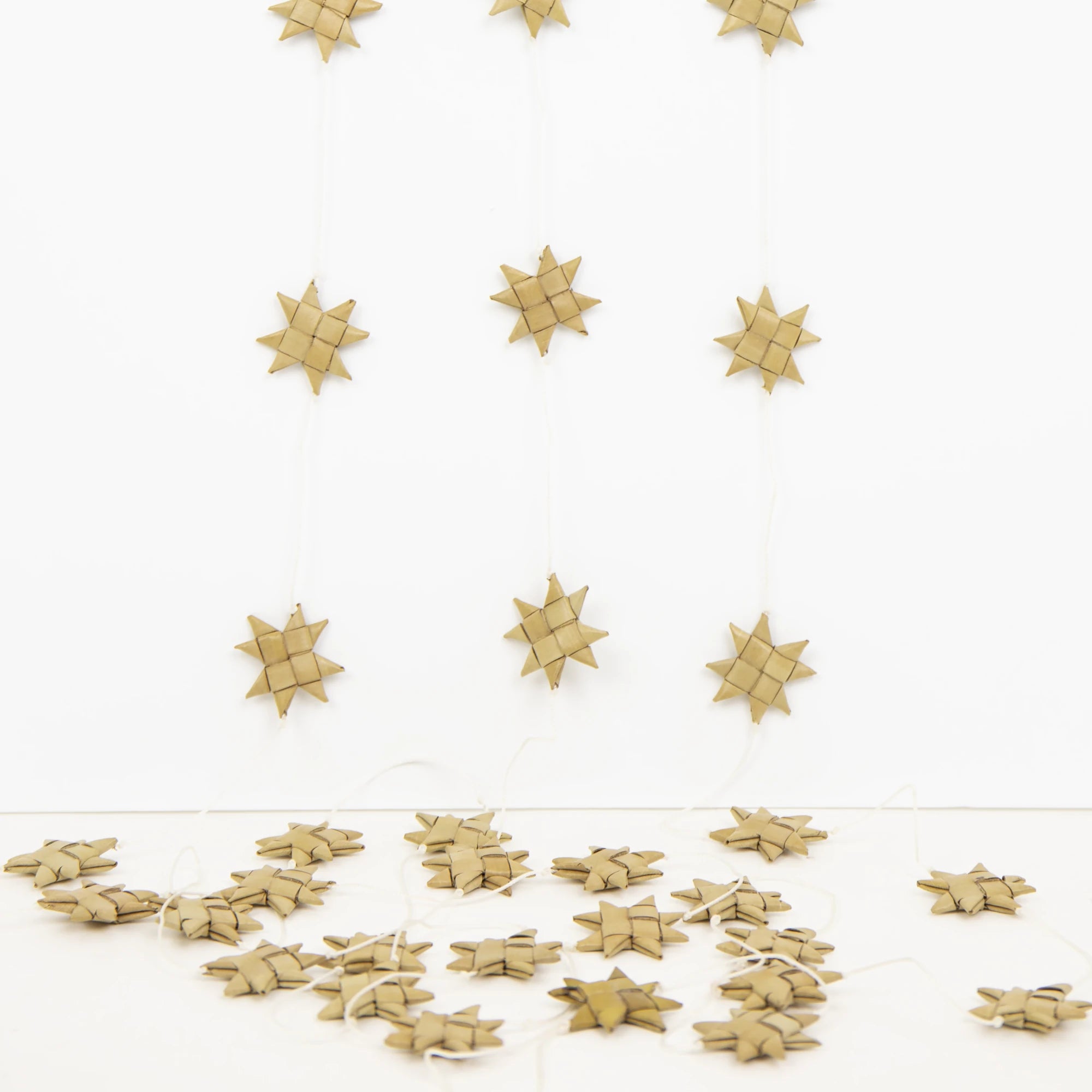 Stars On A String Hanging Garland 450cm - Lifestory