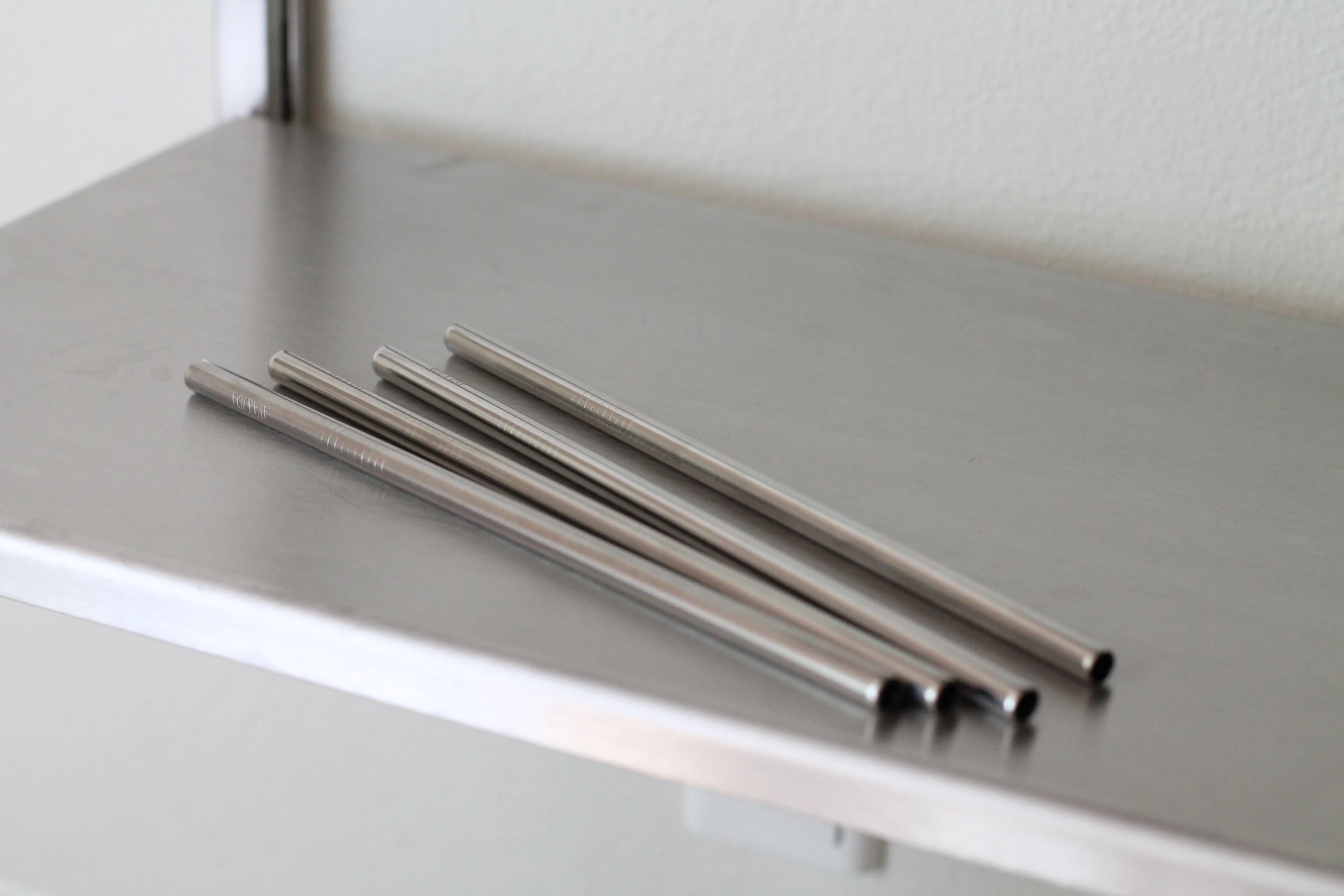 Aya&Ida Set of 4 Reusable Long Straight Steel Straws with Brush - Lifestory