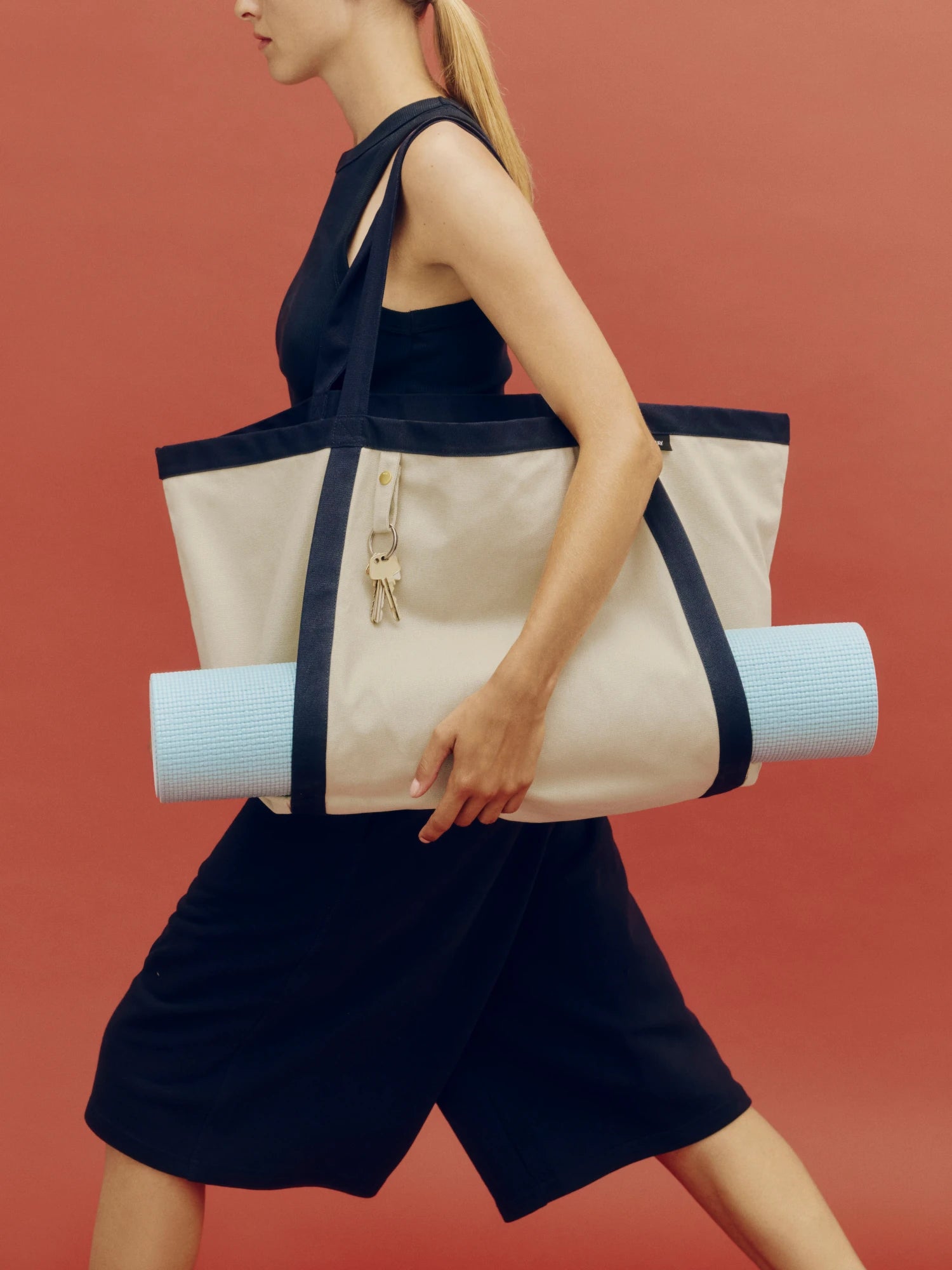 HAY Organic Cotton Everyday Sports Bag Medium - Lifestory