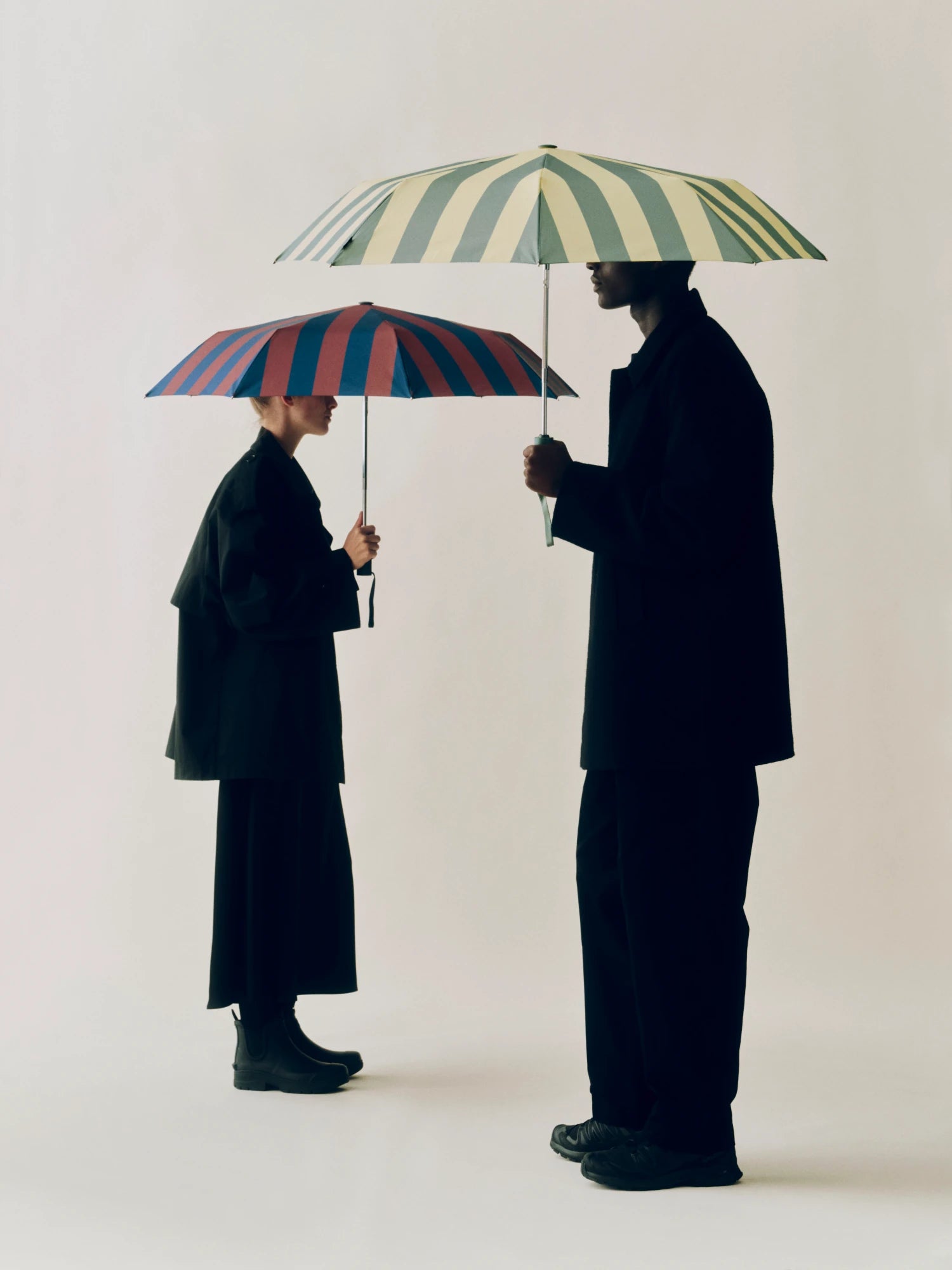 HAY Regn umbrellas held by models
