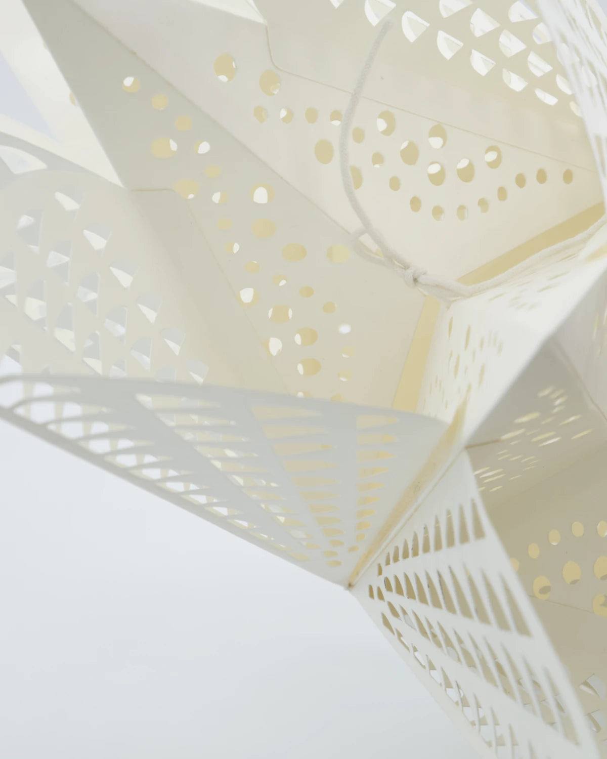 House Doctor Gint Paper Star (45cm) in White | Can Be Used With Light - Lifestory