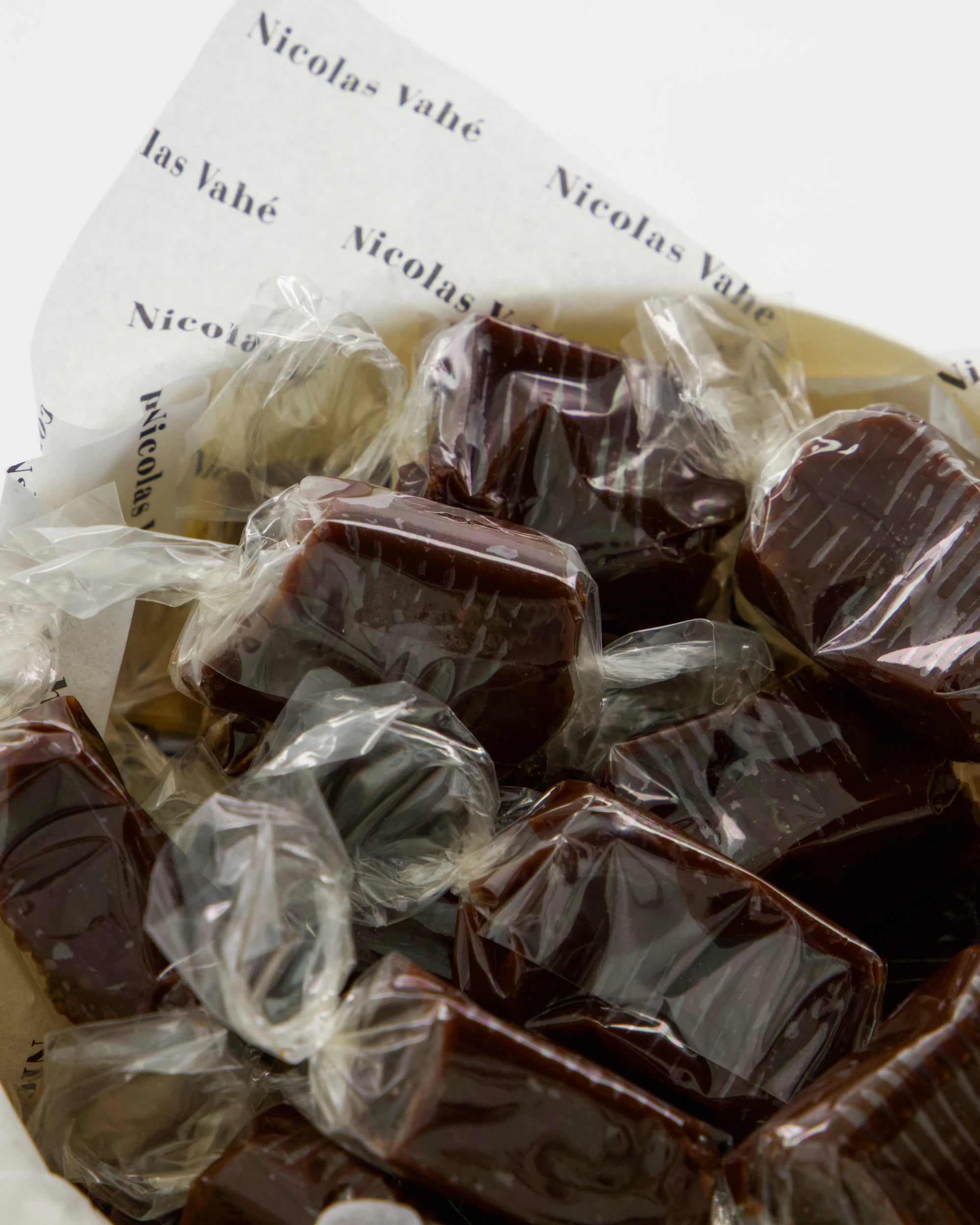 Nicolas Vahé Chocolate Caramels 150g