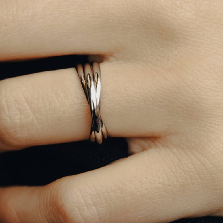Silver Entwine Ring | Unisex | Gift Boxed | by Nordic Muse - Lifestory