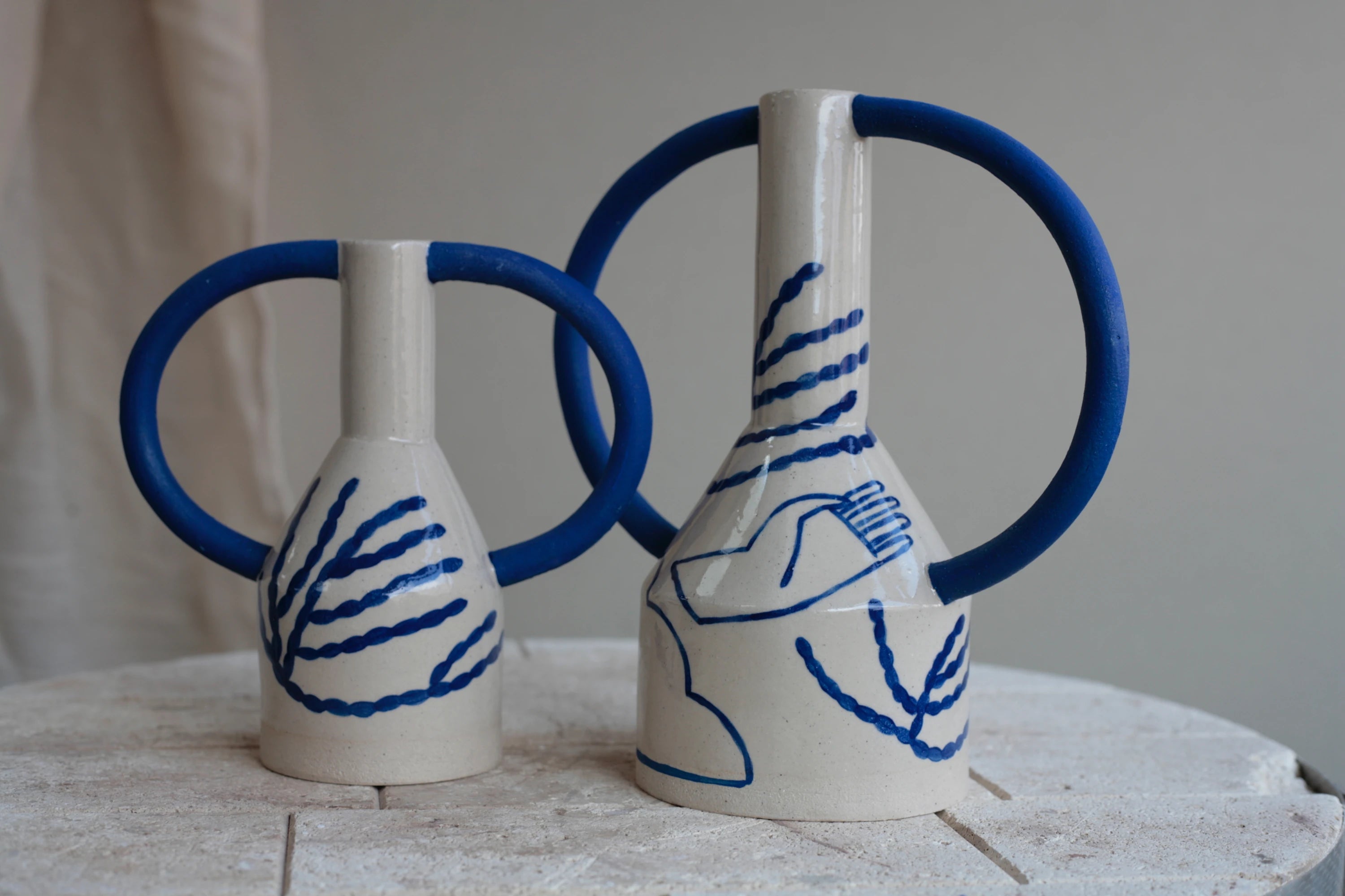 Sophie Alda Extra Large Jug Eared Stoneware Vase in Cream & Blue Pattern - Lifestory
