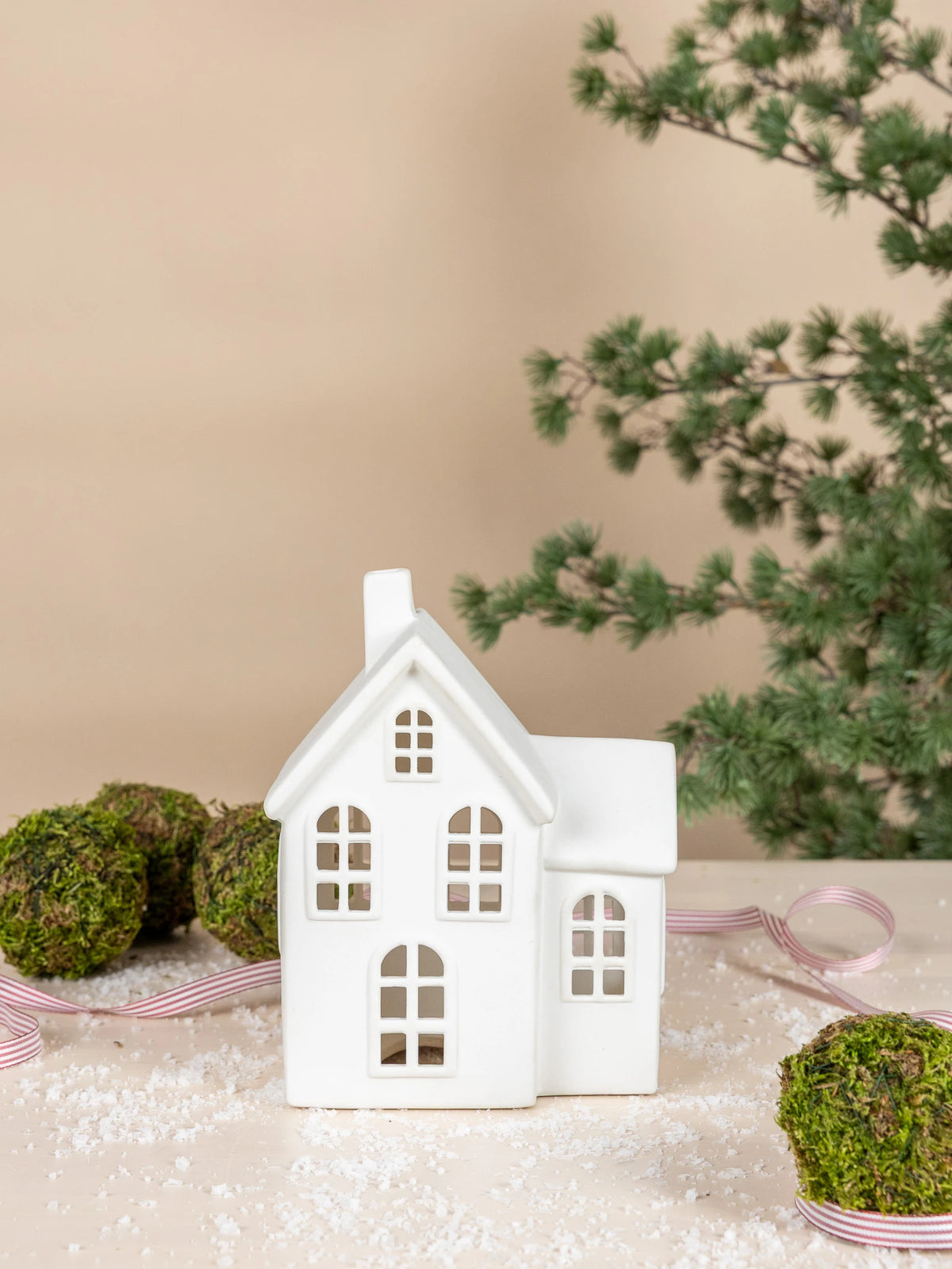 Ceramic House Byn #8 in White by Storefactory