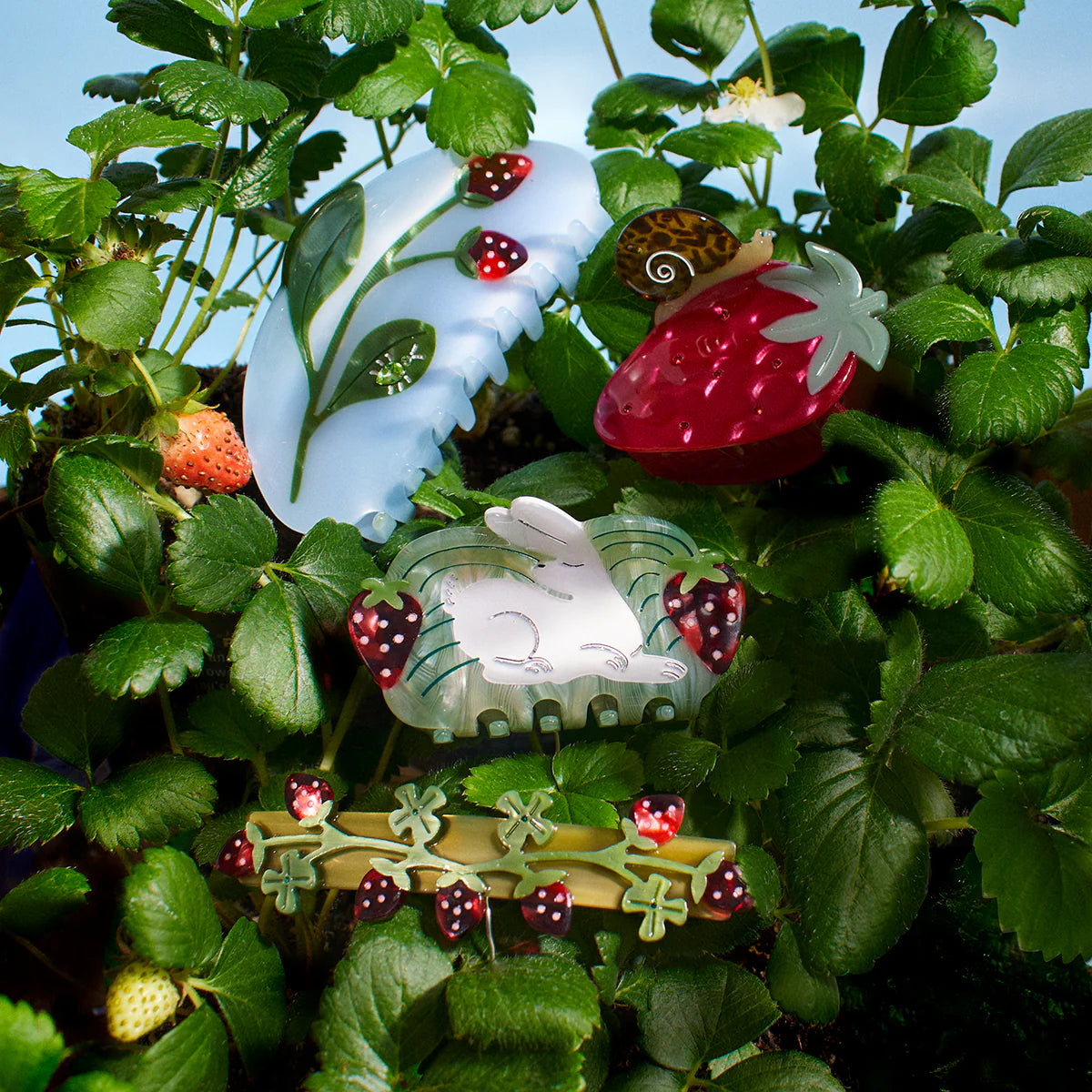 Winona Irene Strawberry Acetate Hair Claw - Lifestory