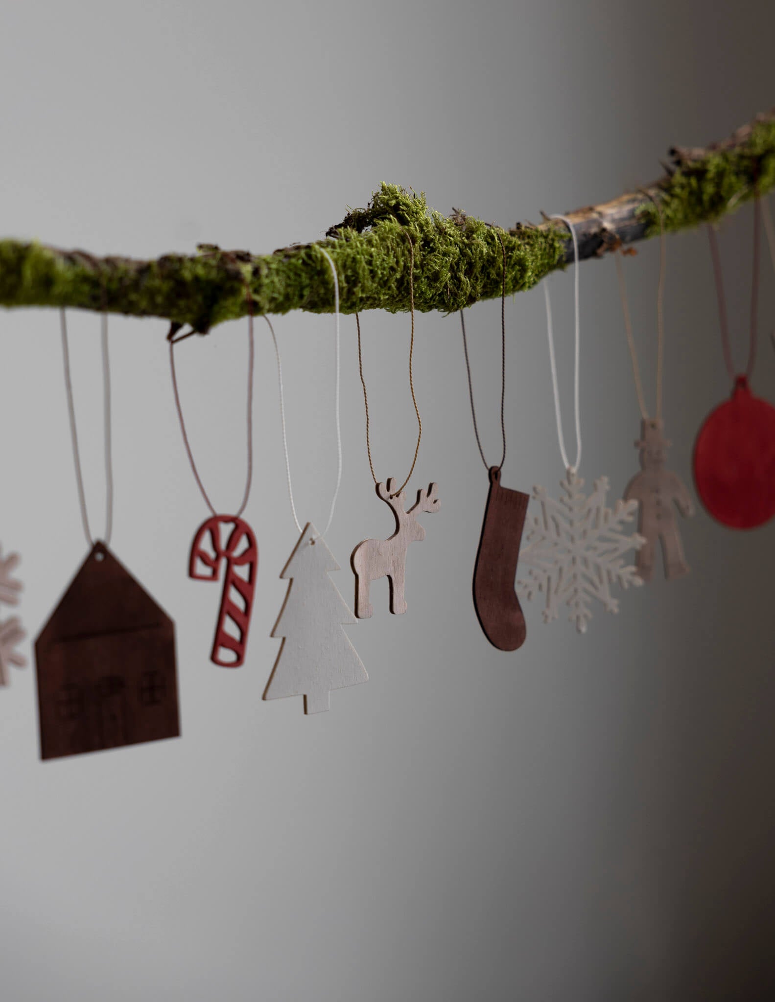 Yngve Moose Decoration | White or Brown | by Storefactory - Lifestory