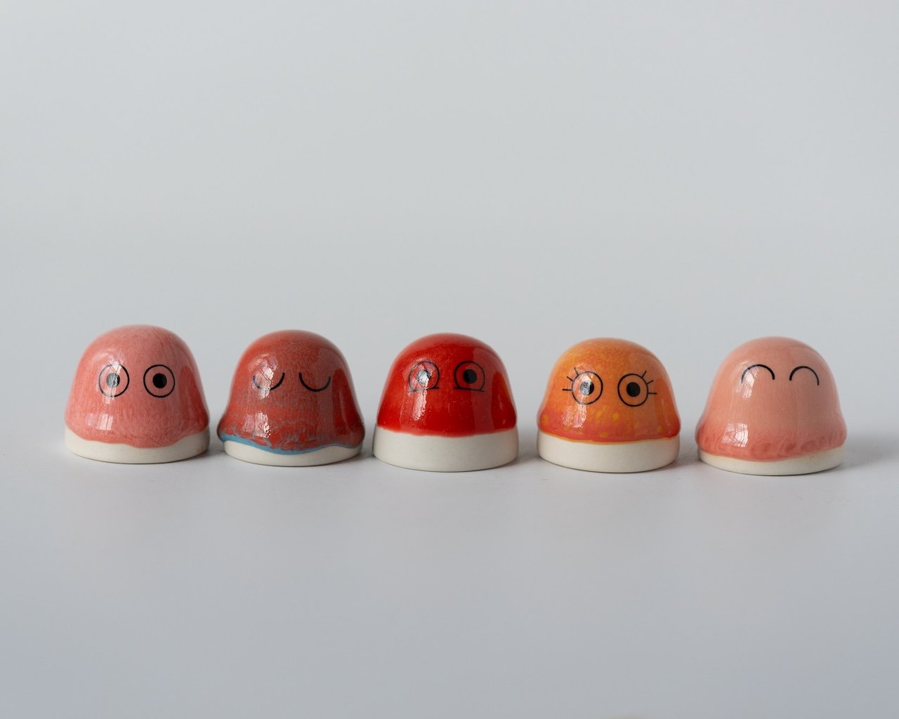 Studio Arhoj Familia Figurine | Dot | Mateo - Lifestory
