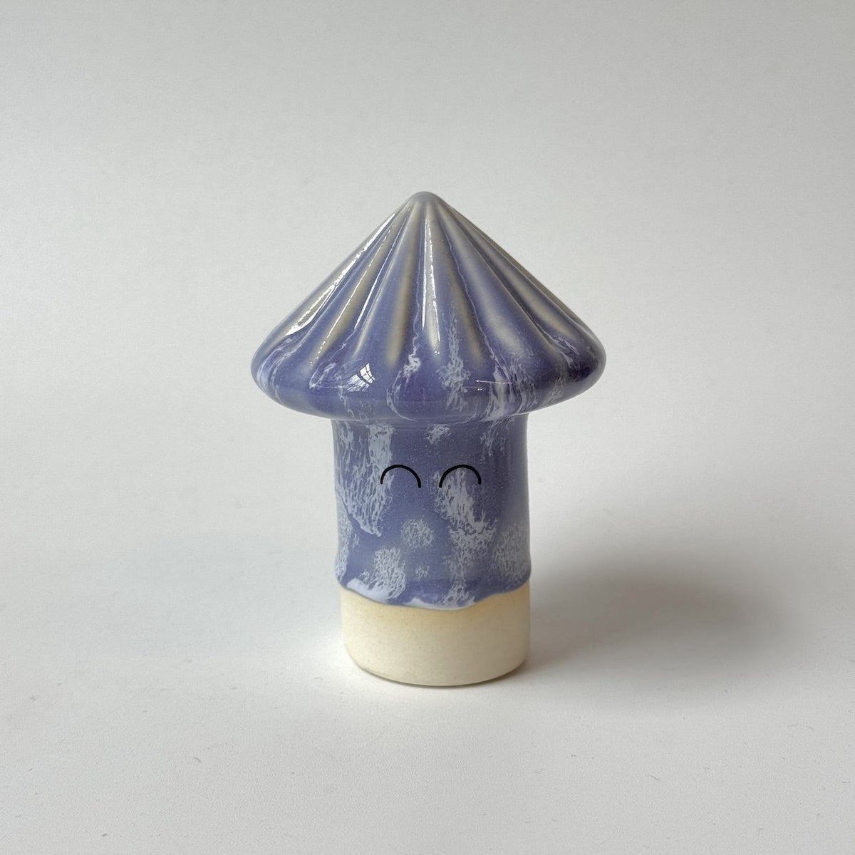 Studio Arhoj Familia Figurine, Osu | Walter