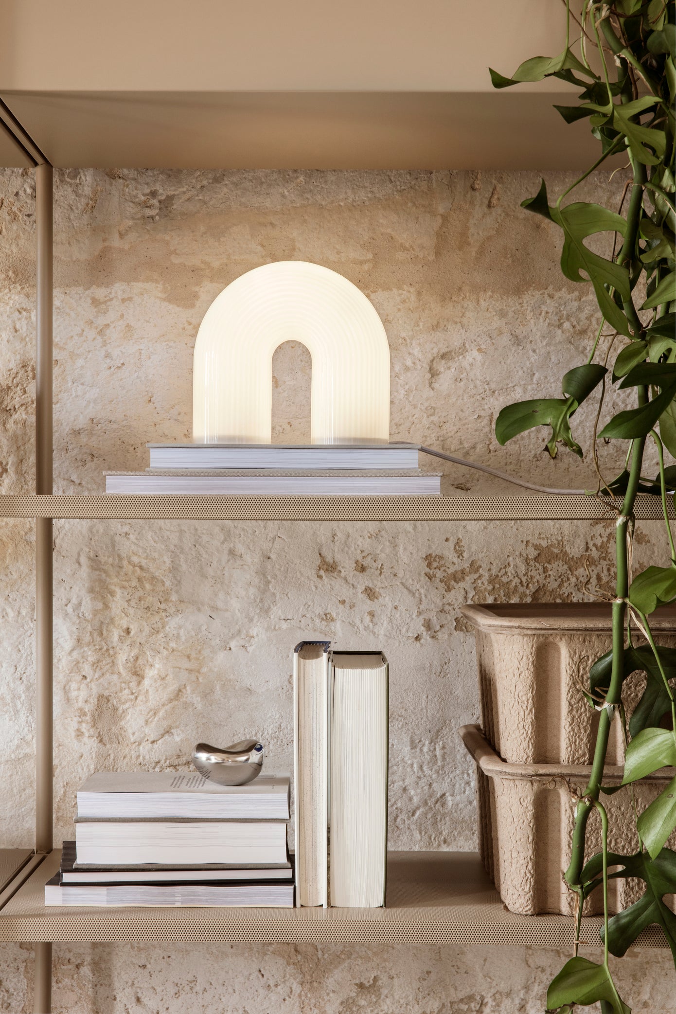 Vuelta arch lamp | White | Reeded Glass - Lifestory - ferm LIVING