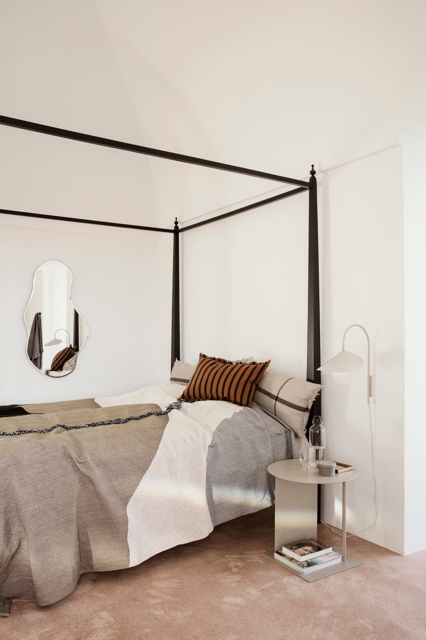 Pond Mirror Dark Chrome | Wall Mirror | Large - Lifestory - ferm LIVING
