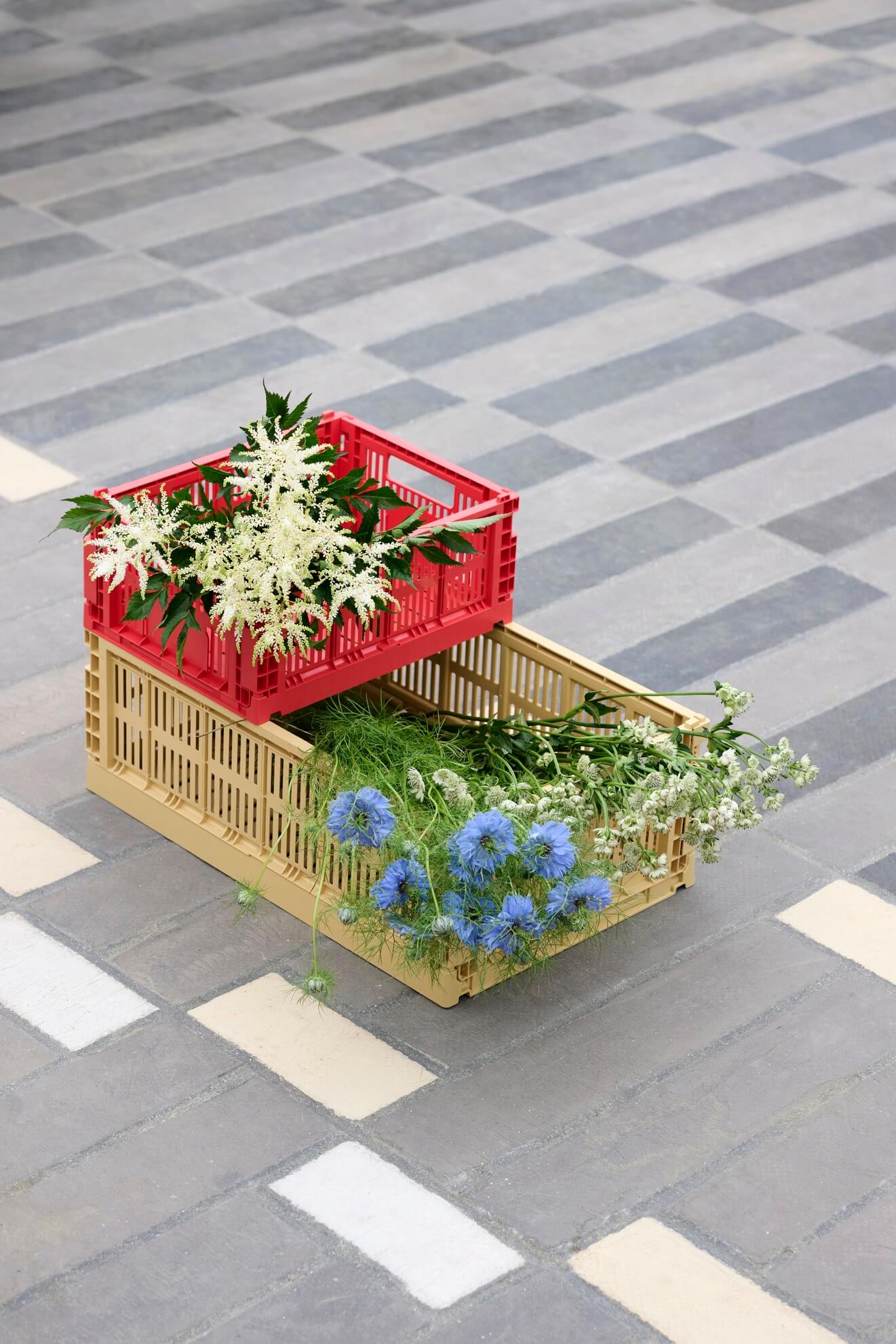 Colour Crate - Collapsible | Medium | Various Colours | 100% Recycled Plastic | by HAY - Lifestory - HAY