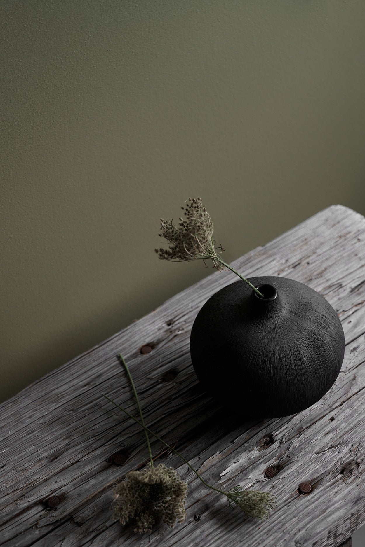 Bari Vase | Large | Black | by Lindform - Lifestory - Lindform